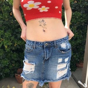 Distressed mini skirt